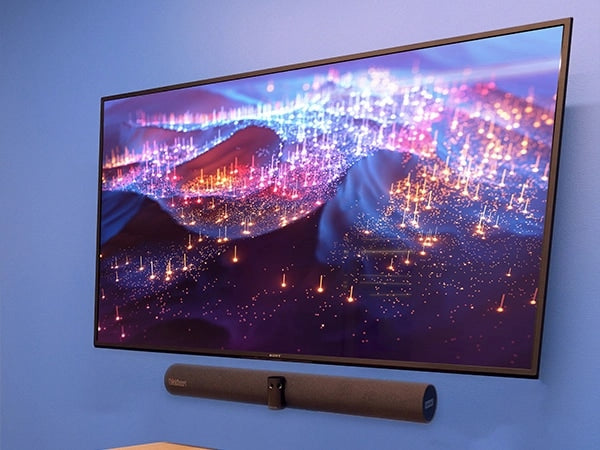 Lenovo ThinkSmart Bar 180 — Ultra-Wide Camera and Audio Bar